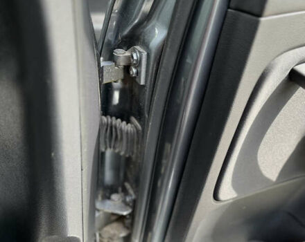 Сірий Фольксваген Гольф, об'ємом двигуна 1.6 л та пробігом 307 тис. км за 8700 $, фото 33 на Automoto.ua