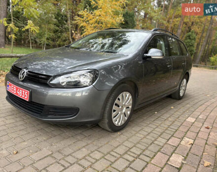 Серый Фольксваген Гольф, объемом двигателя 1.6 л и пробегом 235 тыс. км за 7750 $, фото 5 на Automoto.ua