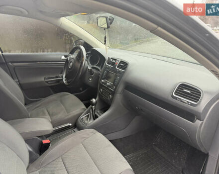 Серый Фольксваген Гольф, объемом двигателя 1.6 л и пробегом 272 тыс. км за 7500 $, фото 14 на Automoto.ua