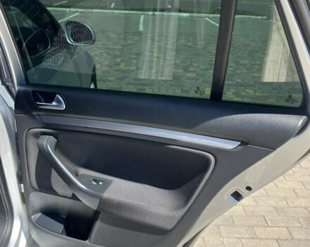 Серый Фольксваген Гольф, объемом двигателя 1.6 л и пробегом 205 тыс. км за 7700 $, фото 10 на Automoto.ua