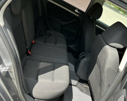 Сірий Фольксваген Гольф, об'ємом двигуна 1.6 л та пробігом 307 тис. км за 8700 $, фото 45 на Automoto.ua