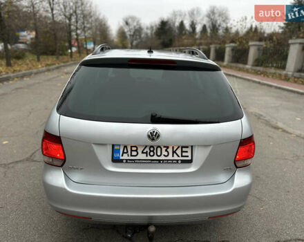 Серый Фольксваген Гольф, объемом двигателя 1.6 л и пробегом 230 тыс. км за 7400 $, фото 16 на Automoto.ua