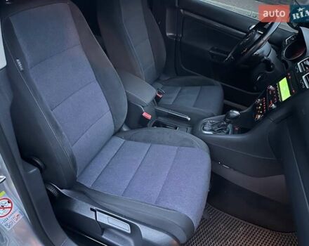 Сірий Фольксваген Гольф, об'ємом двигуна 1.6 л та пробігом 209 тис. км за 9000 $, фото 18 на Automoto.ua