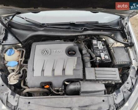 Серый Фольксваген Гольф, объемом двигателя 1.6 л и пробегом 259 тыс. км за 8000 $, фото 20 на Automoto.ua