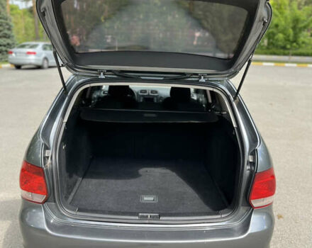 Сірий Фольксваген Гольф, об'ємом двигуна 1.6 л та пробігом 307 тис. км за 8700 $, фото 2 на Automoto.ua