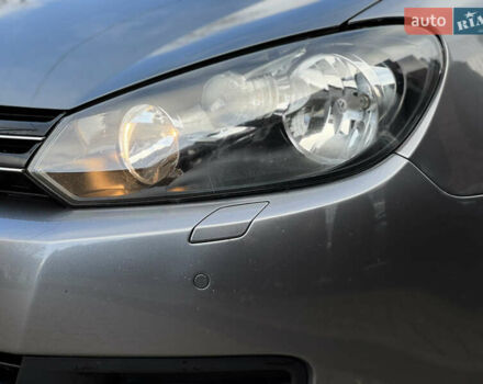 Серый Фольксваген Гольф, объемом двигателя 1.39 л и пробегом 251 тыс. км за 6800 $, фото 3 на Automoto.ua