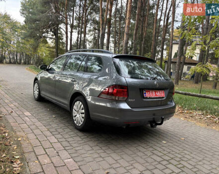 Серый Фольксваген Гольф, объемом двигателя 1.6 л и пробегом 235 тыс. км за 7750 $, фото 3 на Automoto.ua