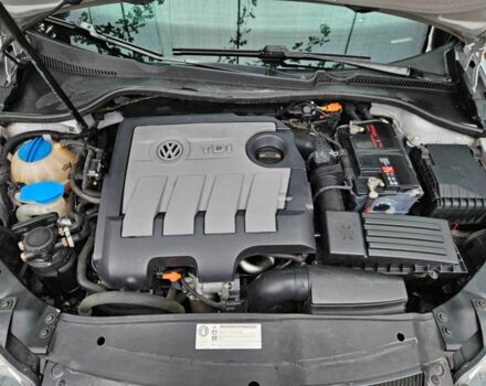Сірий Фольксваген Гольф, об'ємом двигуна 1.6 л та пробігом 238 тис. км за 7900 $, фото 10 на Automoto.ua