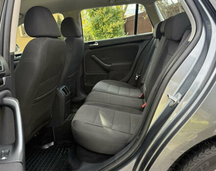 Сірий Фольксваген Гольф, об'ємом двигуна 1.6 л та пробігом 283 тис. км за 7650 $, фото 23 на Automoto.ua