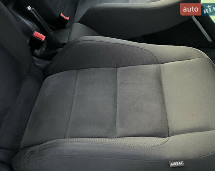 Серый Фольксваген Гольф, объемом двигателя 2 л и пробегом 221 тыс. км за 8699 $, фото 79 на Automoto.ua