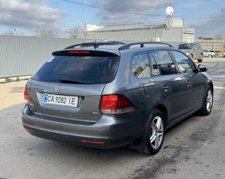 Серый Фольксваген Гольф, объемом двигателя 1.6 л и пробегом 276 тыс. км за 7600 $, фото 4 на Automoto.ua