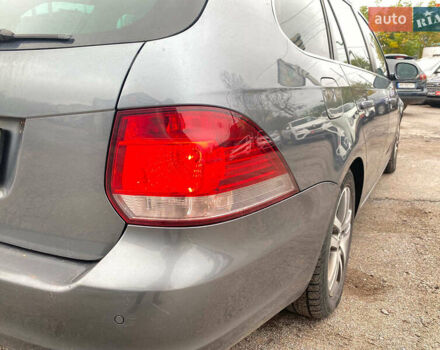 Сірий Фольксваген Гольф, об'ємом двигуна 1.6 л та пробігом 249 тис. км за 9240 $, фото 16 на Automoto.ua