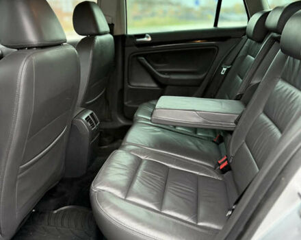 Серый Фольксваген Гольф, объемом двигателя 1.4 л и пробегом 196 тыс. км за 7800 $, фото 56 на Automoto.ua