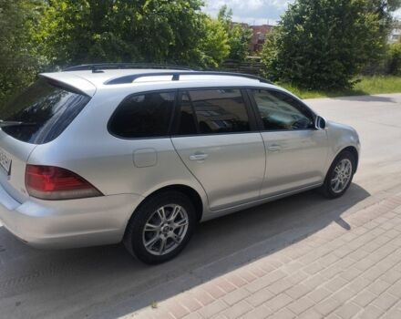 Серый Фольксваген Гольф, объемом двигателя 1.6 л и пробегом 247 тыс. км за 7000 $, фото 4 на Automoto.ua