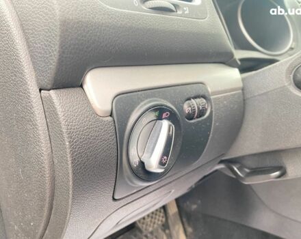 Серый Фольксваген Гольф, объемом двигателя 1.6 л и пробегом 249 тыс. км за 9240 $, фото 22 на Automoto.ua