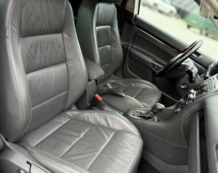 Серый Фольксваген Гольф, объемом двигателя 1.4 л и пробегом 196 тыс. км за 7800 $, фото 69 на Automoto.ua