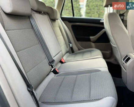 Серый Фольксваген Гольф, объемом двигателя 1.39 л и пробегом 251 тыс. км за 6800 $, фото 30 на Automoto.ua