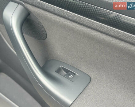 Серый Фольксваген Гольф, объемом двигателя 1.4 л и пробегом 202 тыс. км за 8799 $, фото 42 на Automoto.ua