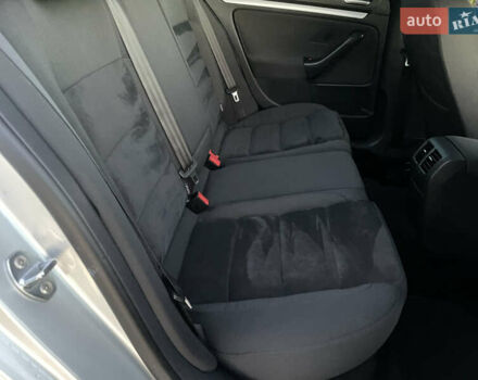 Серый Фольксваген Гольф, объемом двигателя 2 л и пробегом 221 тыс. км за 8699 $, фото 84 на Automoto.ua