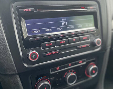 Серый Фольксваген Гольф, объемом двигателя 1.6 л и пробегом 293 тыс. км за 7750 $, фото 9 на Automoto.ua