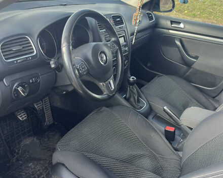 Серый Фольксваген Гольф, объемом двигателя 2 л и пробегом 340 тыс. км за 8000 $, фото 8 на Automoto.ua