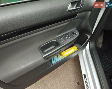 Сірий Фольксваген Гольф, об'ємом двигуна 1.6 л та пробігом 296 тис. км за 7200 $, фото 5 на Automoto.ua