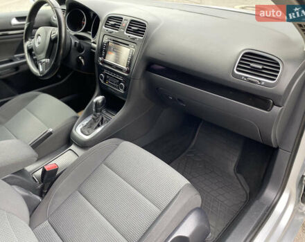 Серый Фольксваген Гольф, объемом двигателя 1.97 л и пробегом 232 тыс. км за 8600 $, фото 7 на Automoto.ua