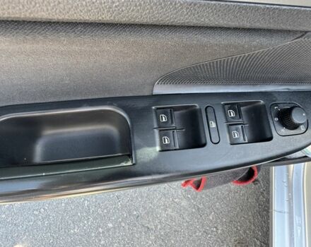 Серый Фольксваген Гольф, объемом двигателя 1.6 л и пробегом 202 тыс. км за 8900 $, фото 13 на Automoto.ua