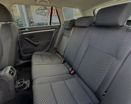 Серый Фольксваген Гольф, объемом двигателя 1.6 л и пробегом 276 тыс. км за 7600 $, фото 9 на Automoto.ua