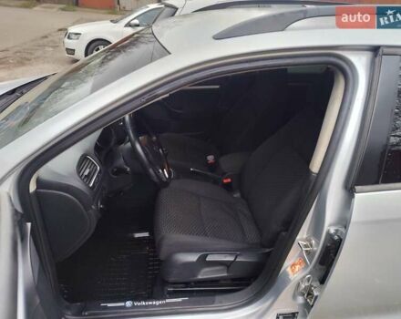 Серый Фольксваген Гольф, объемом двигателя 1.6 л и пробегом 259 тыс. км за 8000 $, фото 14 на Automoto.ua