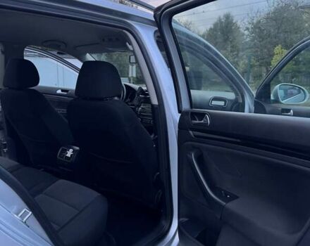 Сірий Фольксваген Гольф, об'ємом двигуна 1.6 л та пробігом 264 тис. км за 7800 $, фото 18 на Automoto.ua