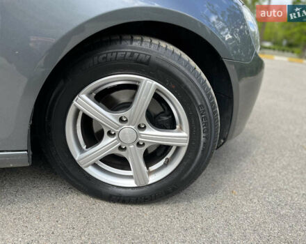 Сірий Фольксваген Гольф, об'ємом двигуна 1.6 л та пробігом 307 тис. км за 8700 $, фото 22 на Automoto.ua