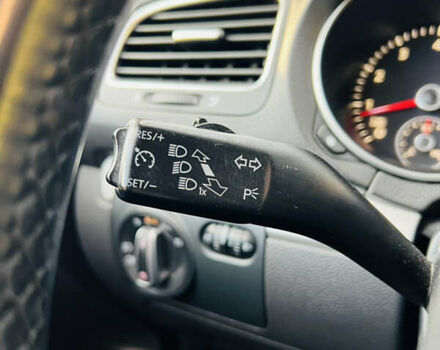 Фольксваген Гольф 2011 в Луцке на Automoto.ua Серый Фольксваген Гольф, объемом двигателя 1.39 л и пробегом 294 тыс. км за 7300 $, фото 25 на Automoto.ua