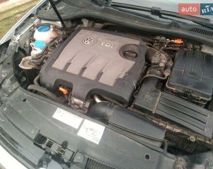 Серый Фольксваген Гольф, объемом двигателя 1.6 л и пробегом 300 тыс. км за 7650 $, фото 14 на Automoto.ua