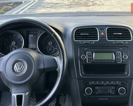 Серый Фольксваген Гольф, объемом двигателя 1.39 л и пробегом 247 тыс. км за 6800 $, фото 9 на Automoto.ua