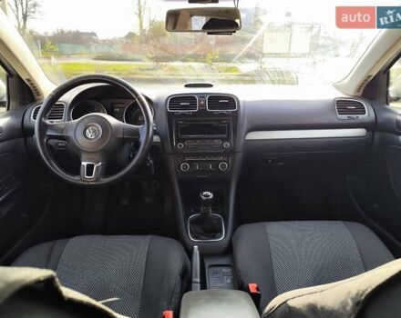 Серый Фольксваген Гольф, объемом двигателя 1.39 л и пробегом 155 тыс. км за 8000 $, фото 8 на Automoto.ua