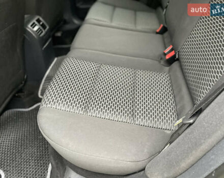 Сірий Фольксваген Гольф, об'ємом двигуна 1.6 л та пробігом 262 тис. км за 7500 $, фото 21 на Automoto.ua