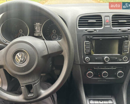 Серый Фольксваген Гольф, объемом двигателя 1.6 л и пробегом 235 тыс. км за 7750 $, фото 13 на Automoto.ua