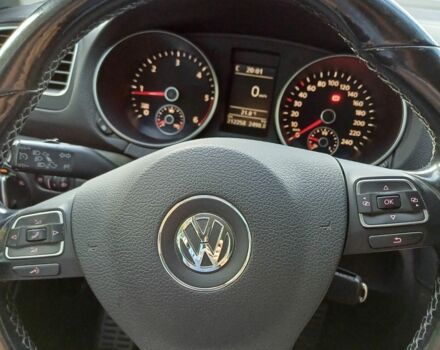 Фольксваген Гольф 2011 в Черновцах на Automoto.ua Серый Фольксваген Гольф, объемом двигателя 2 л и пробегом 218 тыс. км за 7900 $, фото 5 на Automoto.ua