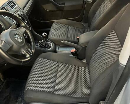 Серый Фольксваген Гольф, объемом двигателя 1.6 л и пробегом 225 тыс. км за 7300 $, фото 13 на Automoto.ua