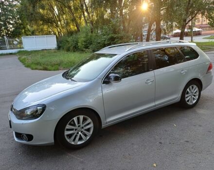 Фольксваген Гольф 2011 в Черновцах на Automoto.ua Серый Фольксваген Гольф, объемом двигателя 2 л и пробегом 218 тыс. км за 7900 $, фото 1 на Automoto.ua