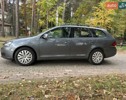 Серый Фольксваген Гольф, объемом двигателя 1.6 л и пробегом 235 тыс. км за 7750 $, фото 7 на Automoto.ua