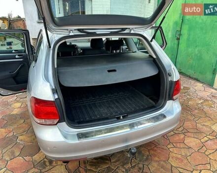 Серый Фольксваген Гольф, объемом двигателя 1.6 л и пробегом 231 тыс. км за 7500 $, фото 7 на Automoto.ua