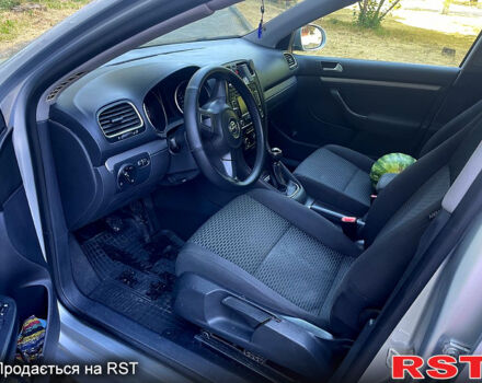 Сірий Фольксваген Гольф, об'ємом двигуна 1.6 л та пробігом 300 тис. км за 6800 $, фото 7 на Automoto.ua