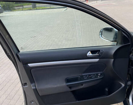 Сірий Фольксваген Гольф, об'ємом двигуна 1.6 л та пробігом 235 тис. км за 7800 $, фото 24 на Automoto.ua