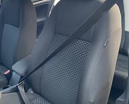 Сірий Фольксваген Гольф, об'ємом двигуна 1.6 л та пробігом 270 тис. км за 8500 $, фото 19 на Automoto.ua