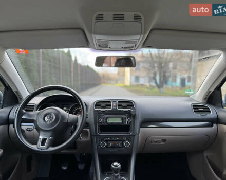 Серый Фольксваген Гольф, объемом двигателя 1.39 л и пробегом 251 тыс. км за 6800 $, фото 20 на Automoto.ua