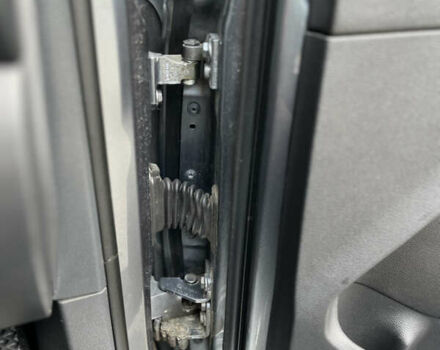 Сірий Фольксваген Гольф, об'ємом двигуна 1.6 л та пробігом 307 тис. км за 8700 $, фото 29 на Automoto.ua