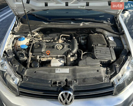 Серый Фольксваген Гольф, объемом двигателя 1.39 л и пробегом 247 тыс. км за 6800 $, фото 13 на Automoto.ua