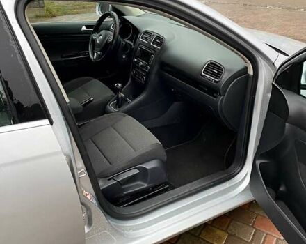 Серый Фольксваген Гольф, объемом двигателя 1.6 л и пробегом 221 тыс. км за 7000 $, фото 8 на Automoto.ua